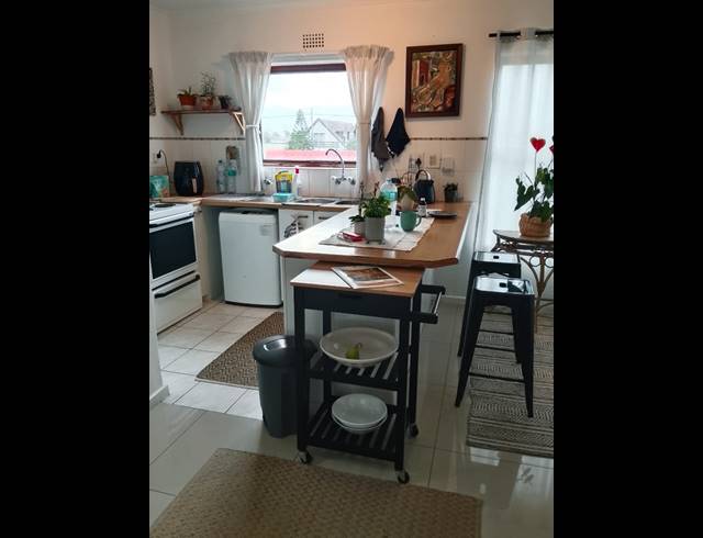 1 bed property to rent in GREENWAYS